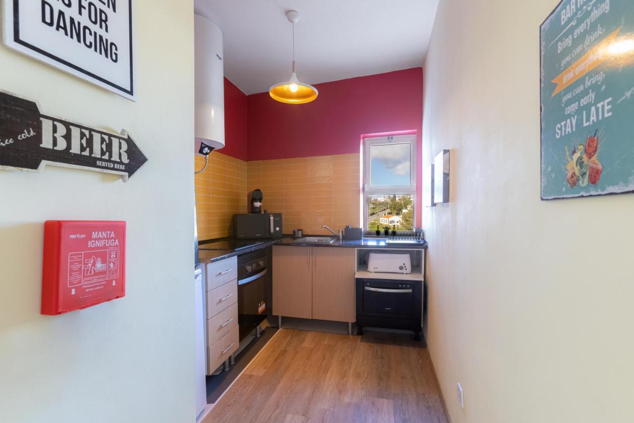 Max Crib - Seafront 2 Bedroom Apart With Ac And Private Parking In Armacao De Pera Armacao de Pera Exterior foto